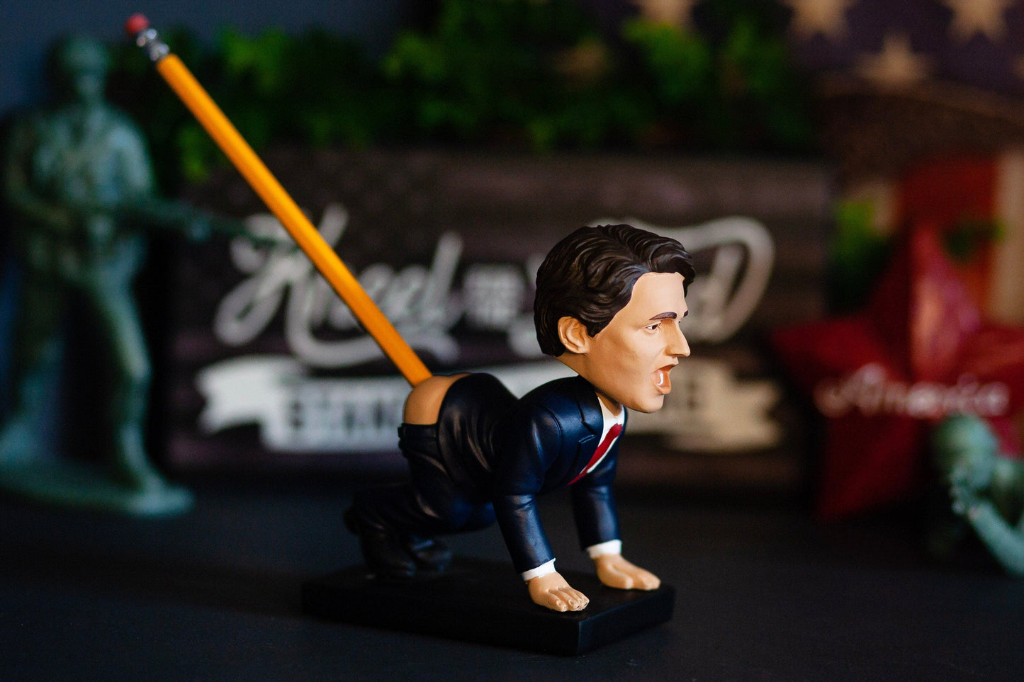 Canada PM Justin Trudeau Pencil Holder Bobble - 2 Pieces
