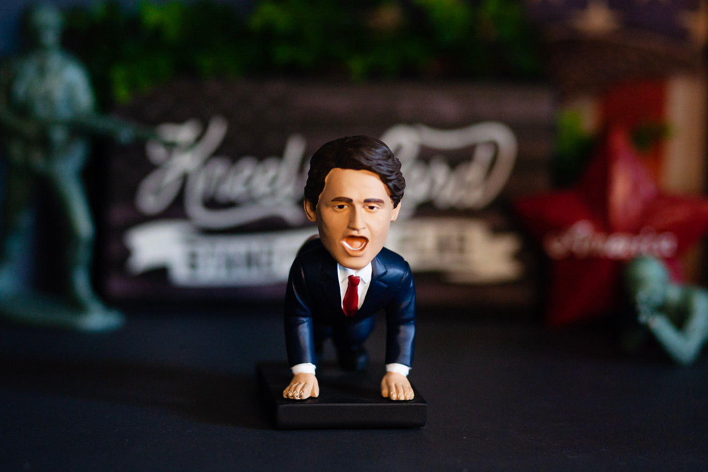 Canada PM Justin Trudeau Pencil Holder Bobble