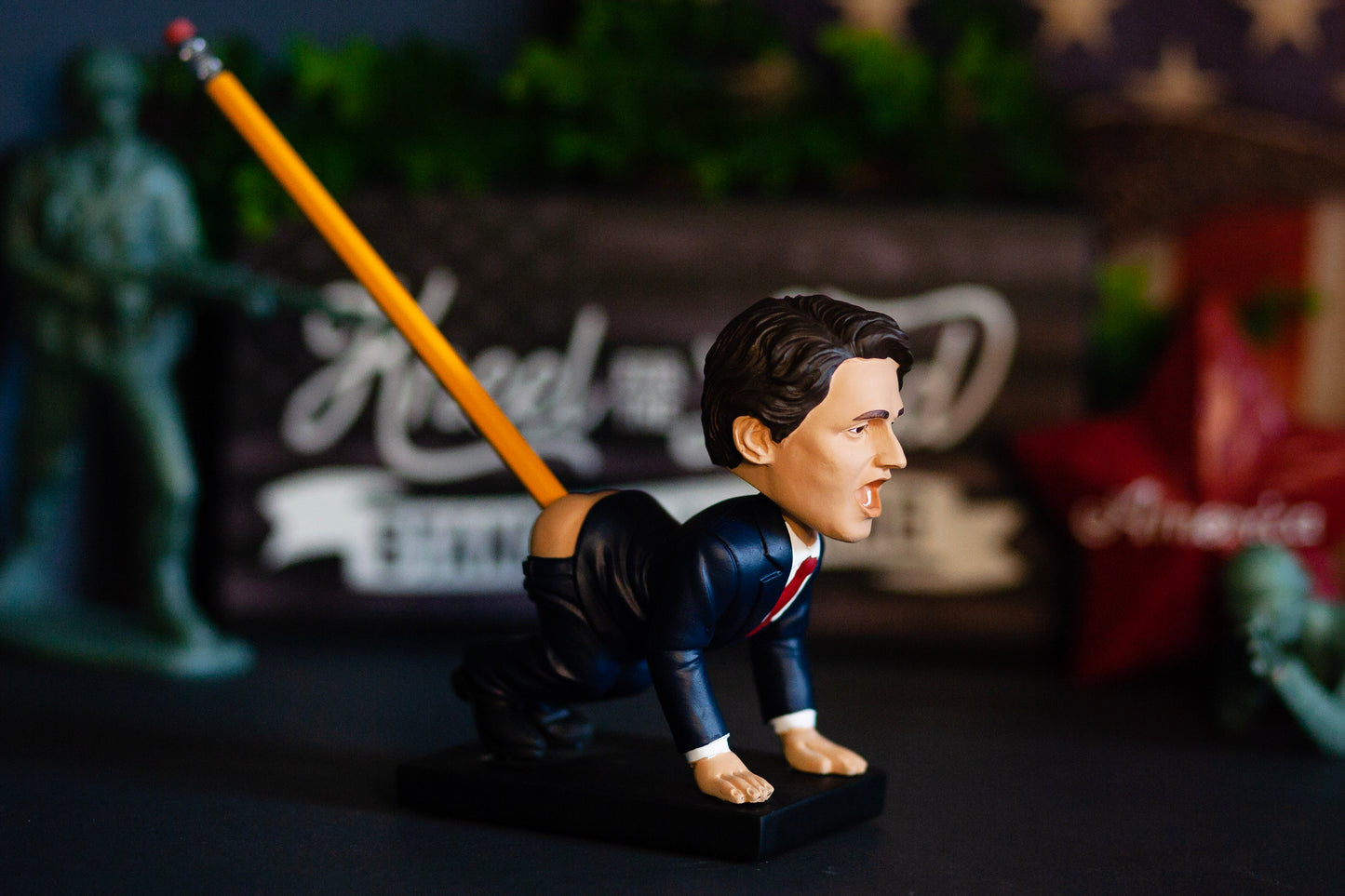 Canada PM Justin Trudeau Pencil Holder Bobble